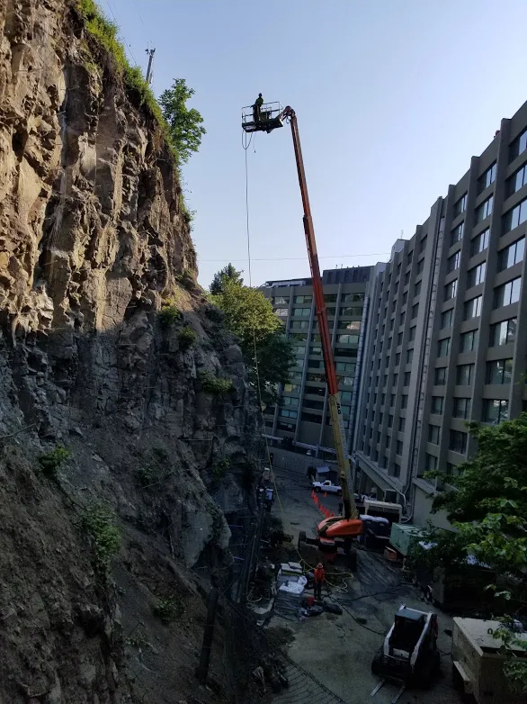Terwilliger Plaza Slope Stabilization - Image 8