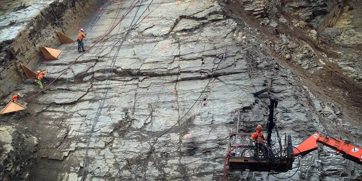 Rock Bolting - Image 1