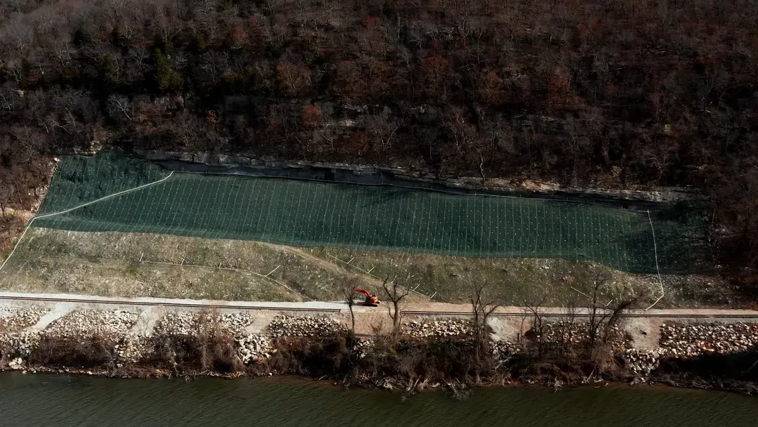 Slope mesh installation